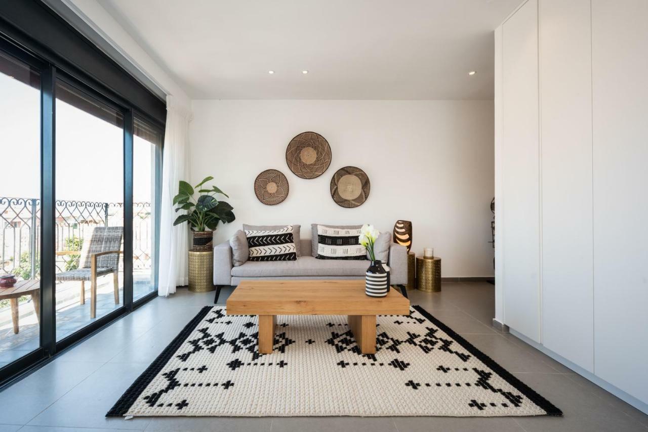 Duplex With Sea View Terrace Above The Flea Market تل أبيب المظهر الخارجي الصورة